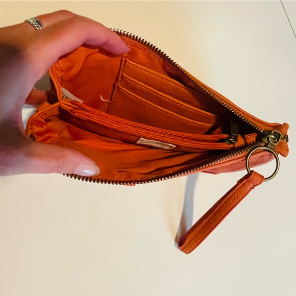 Universal Thread Wallet - Picture 8 of 8